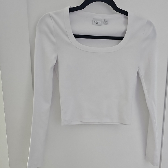 Sunday Best White Fitted Crop Top Size 2XS - Picture 1 of 6
